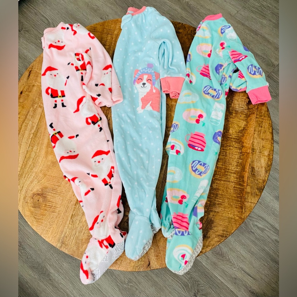 ❌SOLD❌Bundle of 3 Baby Girl Footies Pajamas Size 12 Months